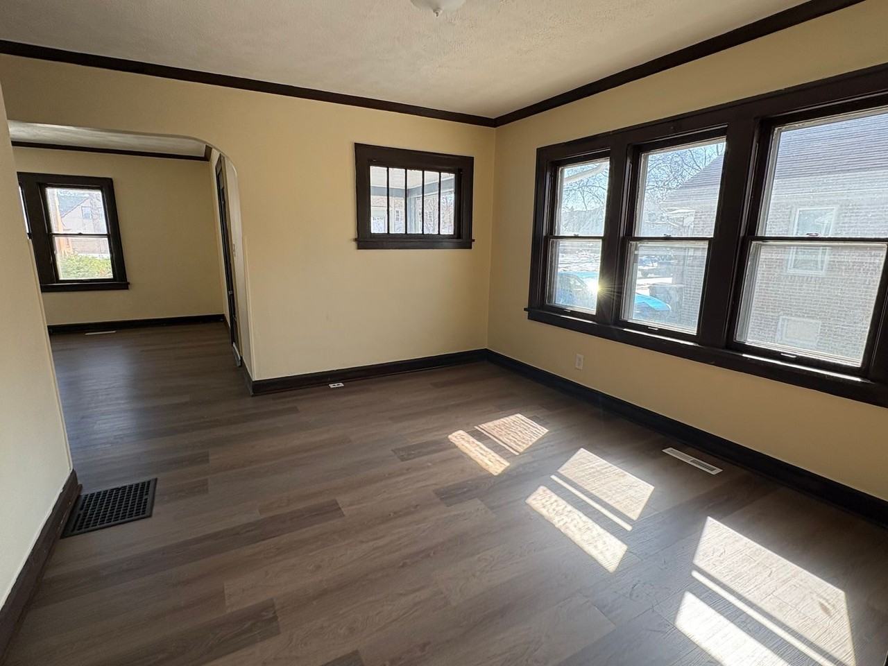 1620 Carney Ave - Photo 2 of 11