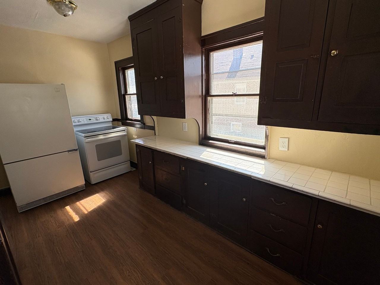 1620 Carney Ave - Photo 4 of 11