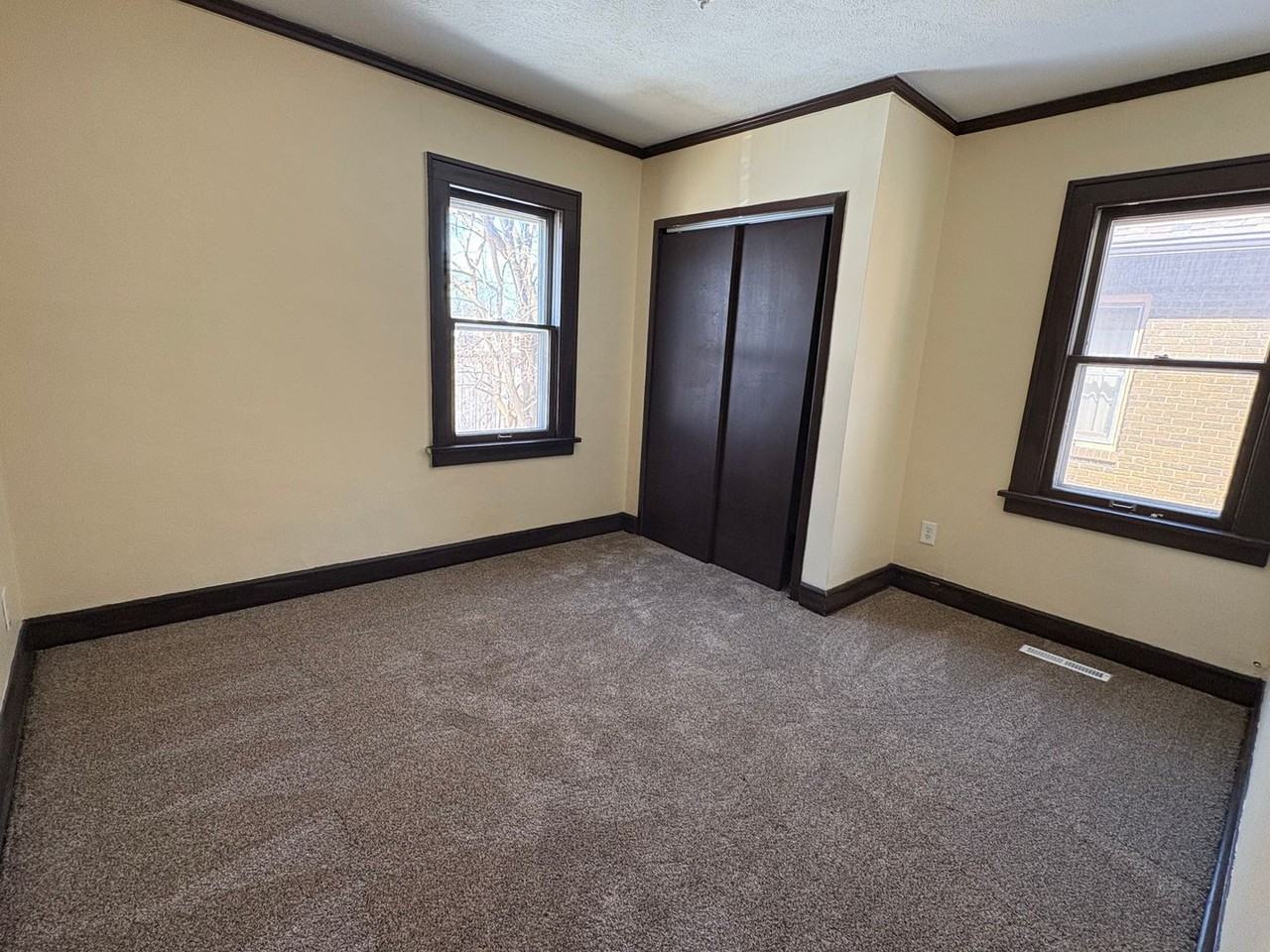 1620 Carney Ave - Photo 5 of 11