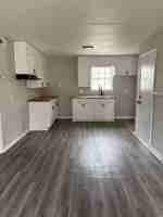 featured image of 40 W Cooper St #1