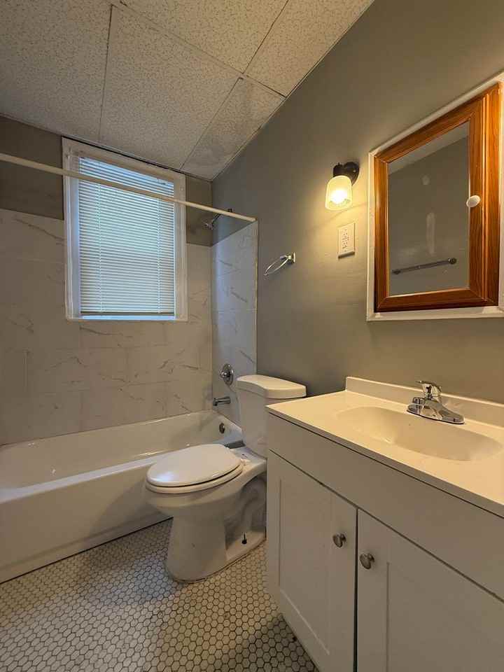 Navaho Apartments - Photo 3 of 7