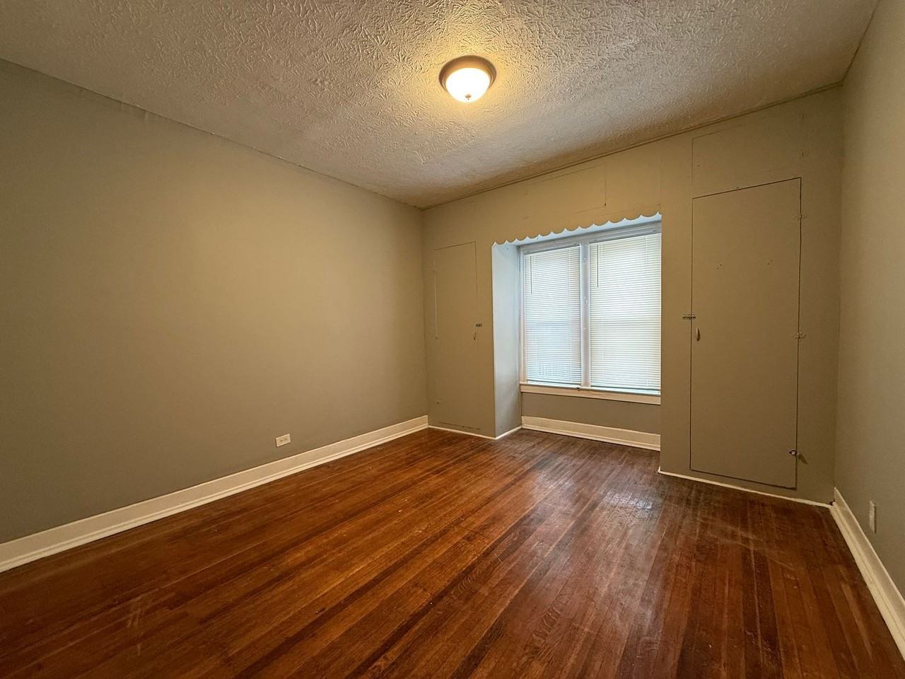 Navaho Apartments - Photo 5 of 7