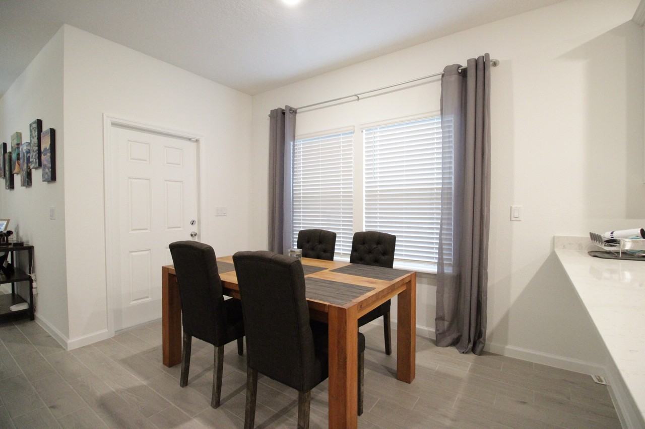 729 Nw 126th Ter #1 - Photo 3 of 16