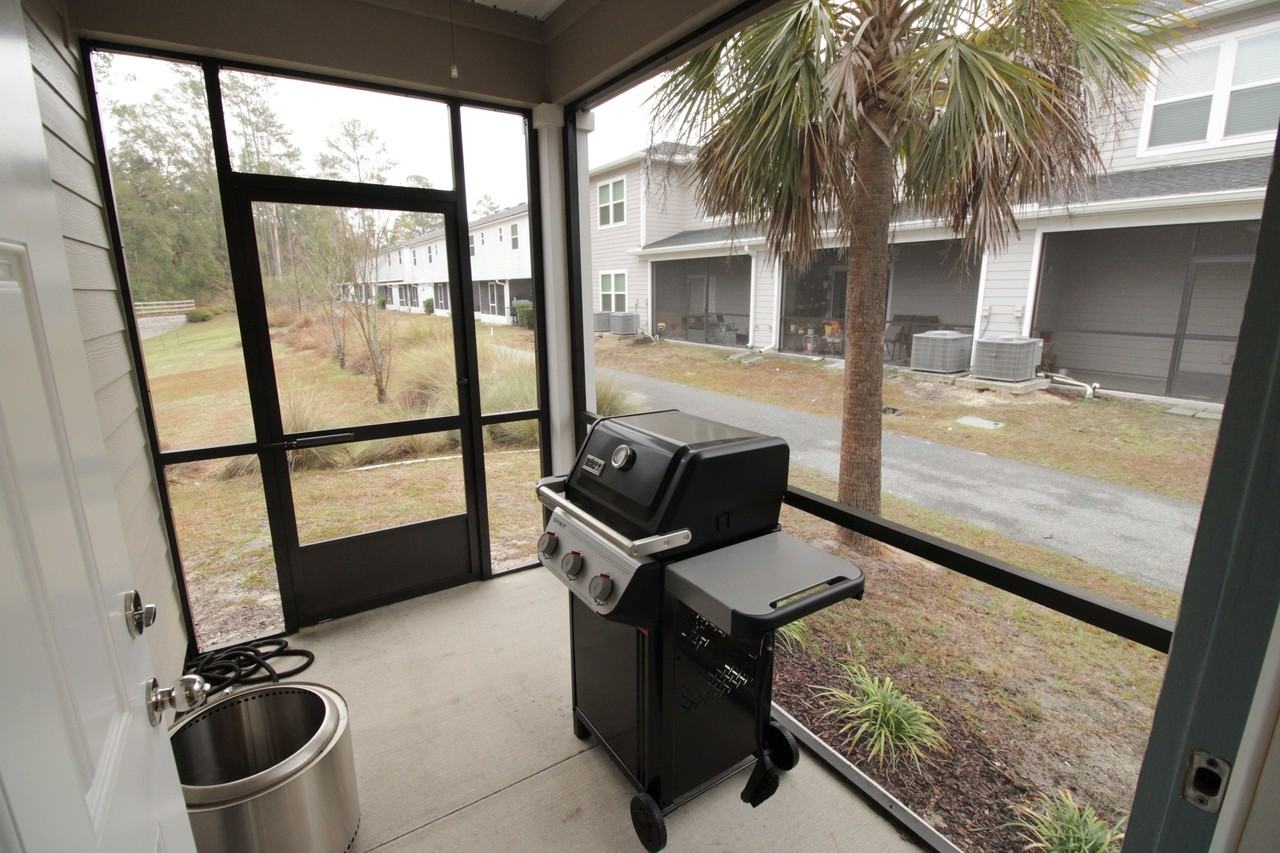 729 Nw 126th Ter #1 - Photo 4 of 16