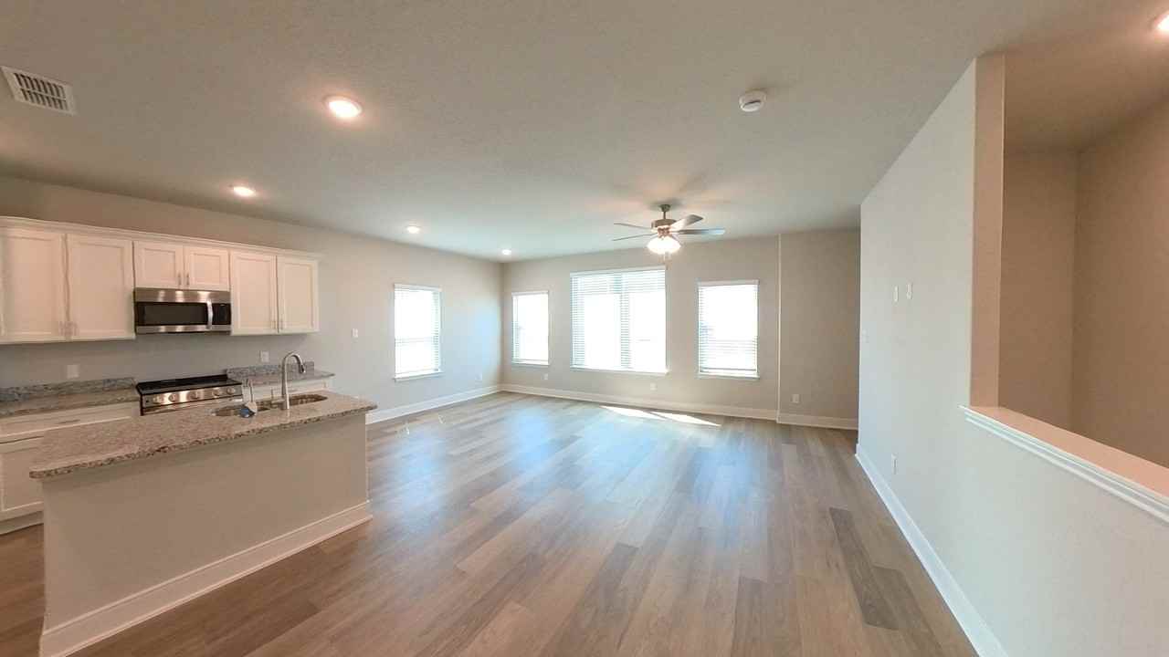 7122 Magnolia Crk #2 - Photo 3 of 32