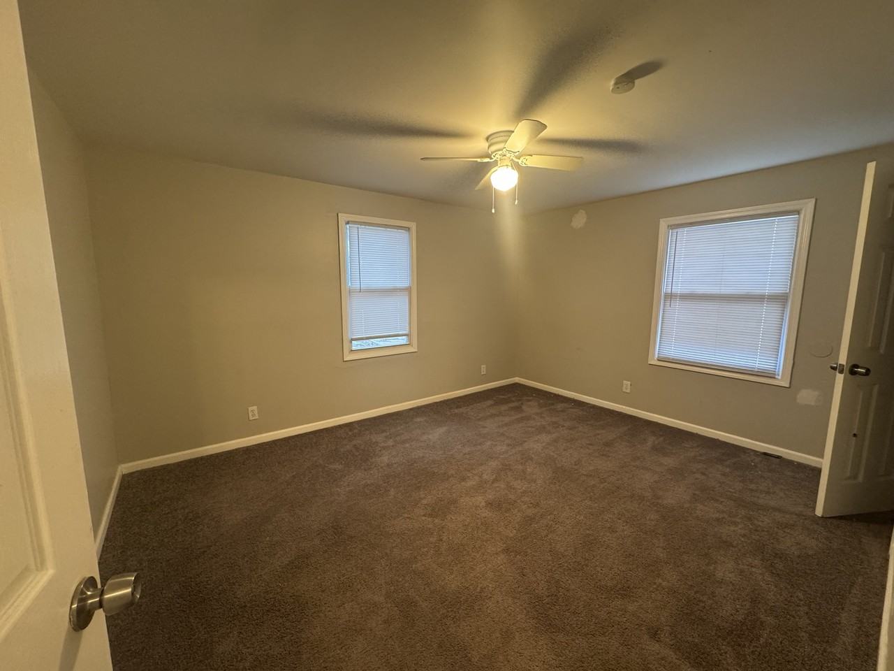 6744 Bellefontaine Ave #1 - Photo 5 of 40