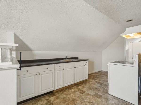 Summerfield Gdns #3 - Photo 4 of 8