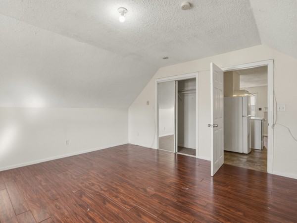 Summerfield Gdns #3 - Photo 6 of 8