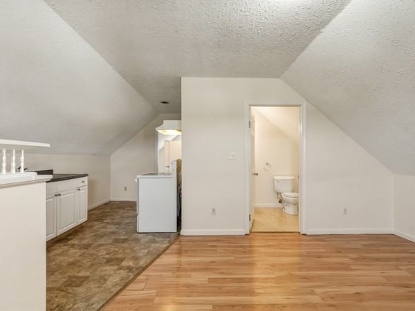 Summerfield Gdns #3 - Photo 7 of 8