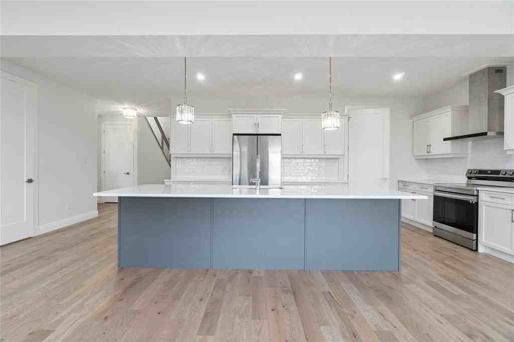 608 Sweetbay Cres #4 - Photo 6 of 13