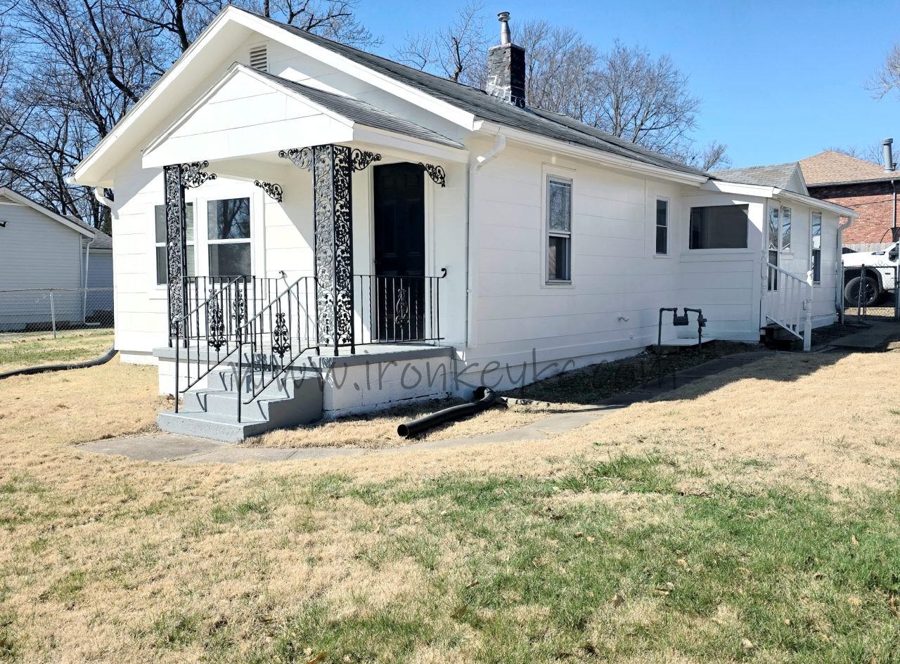 610 N Frandsen Rd #1 - Photo 2 of 11