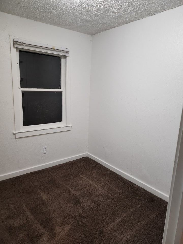 2264 13th St #1 - Photo 2 of 9