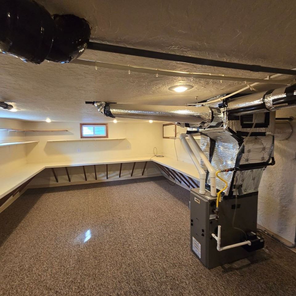 2528 Hope St - Photo 6 of 11