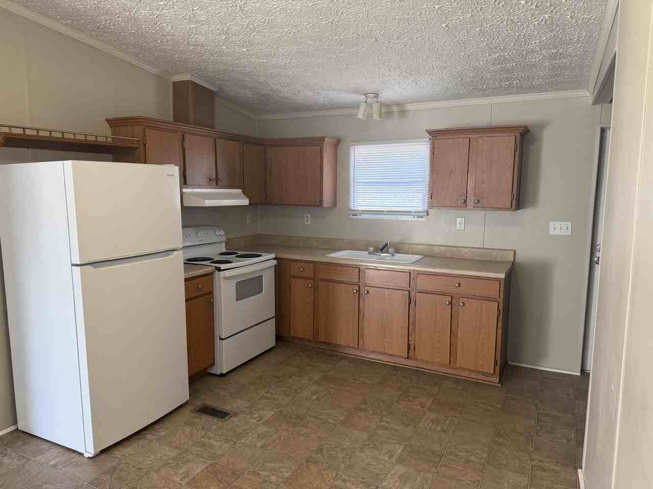 461 Mclaws Rd #461 - Photo 4 of 9