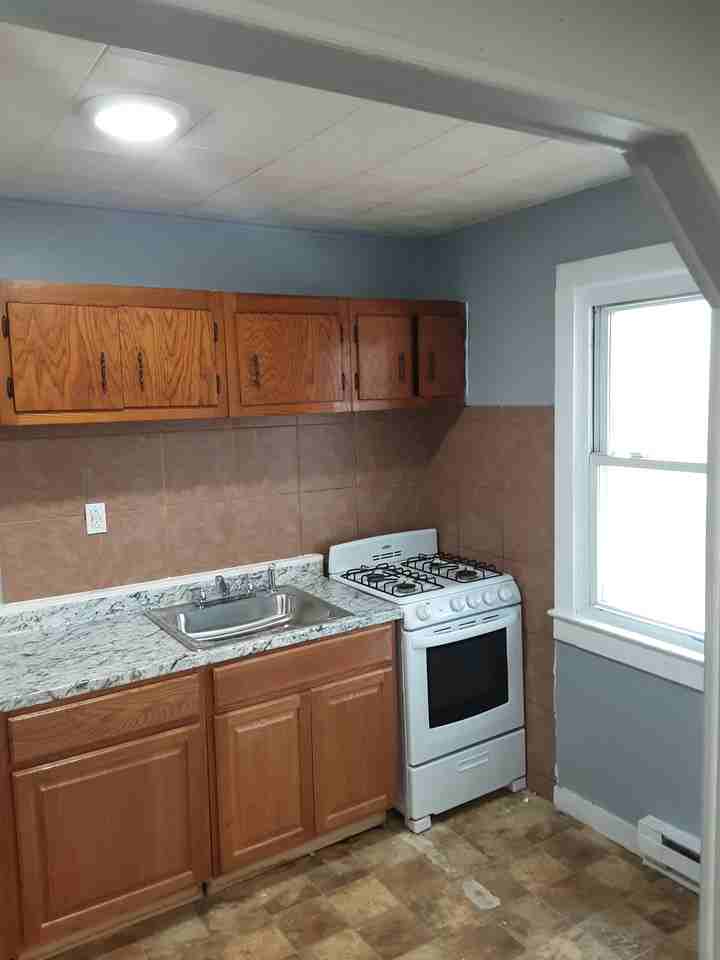 589-591 w broadwa - 3 #3 - Photo 2 of 8