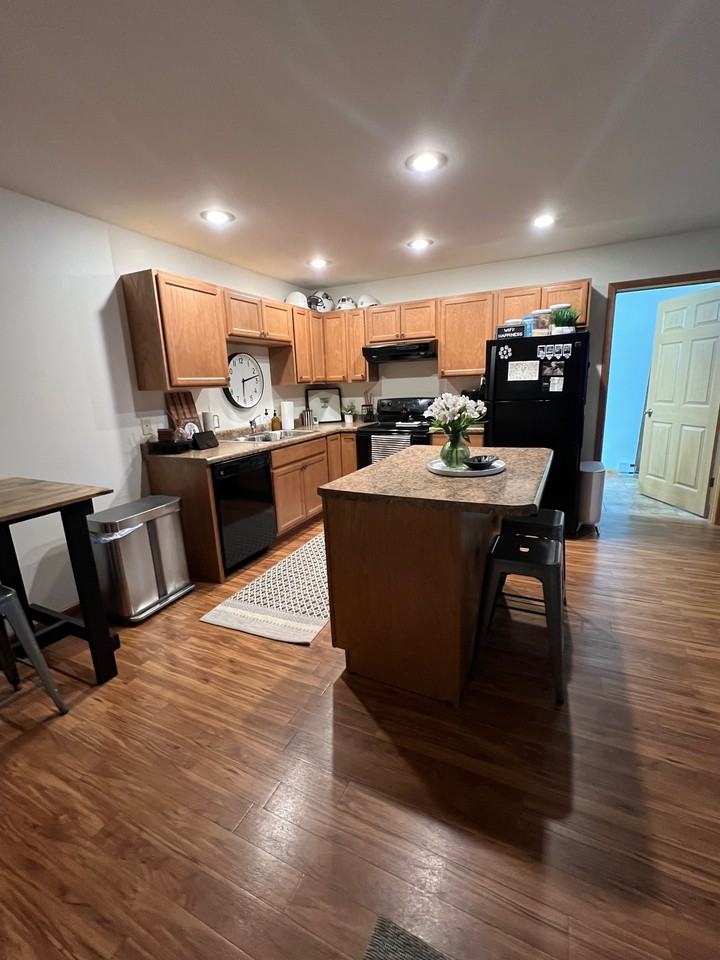 241 N Willson Dr #241C - Photo 3 of 13