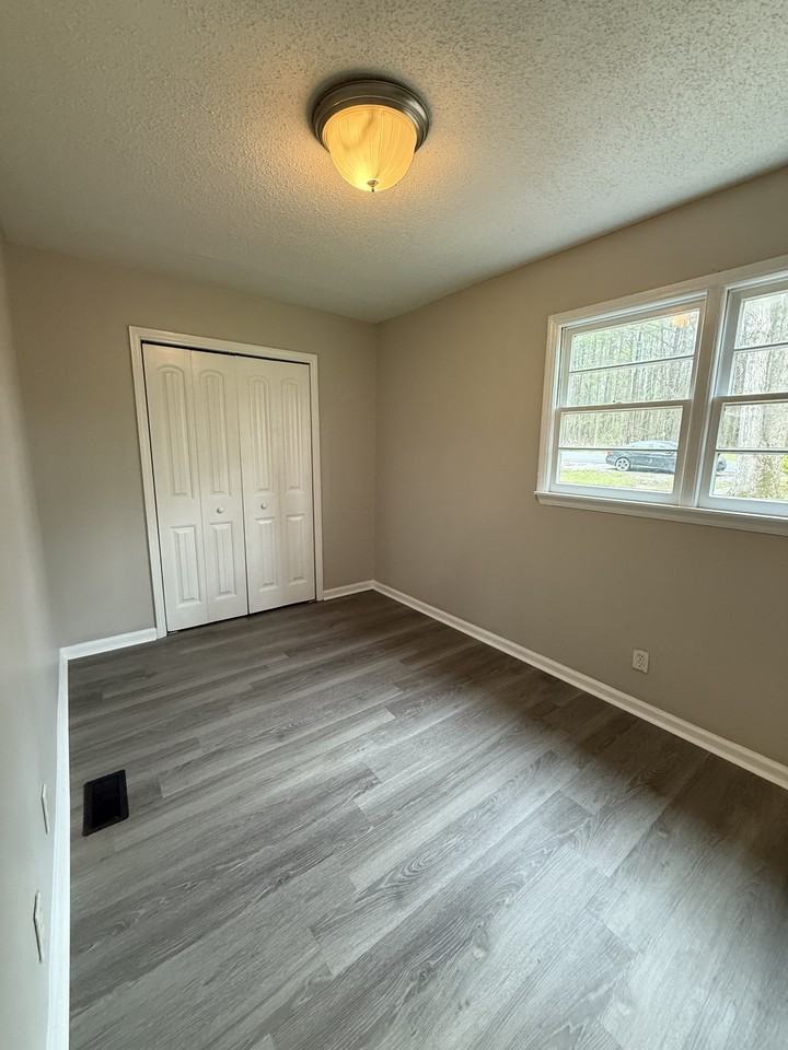 5616 Cruce Rd #1 - Photo 6 of 9