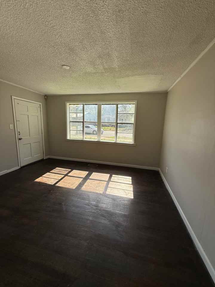 1808 Jefferson Ave Sw #1 - Photo 2 of 6