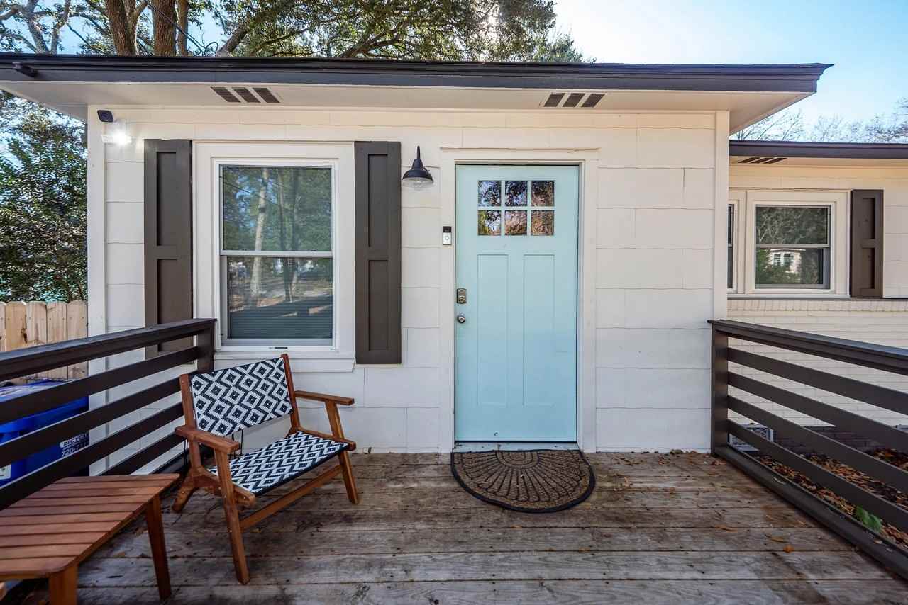 1511 Larry St #1 - Photo 6 of 40