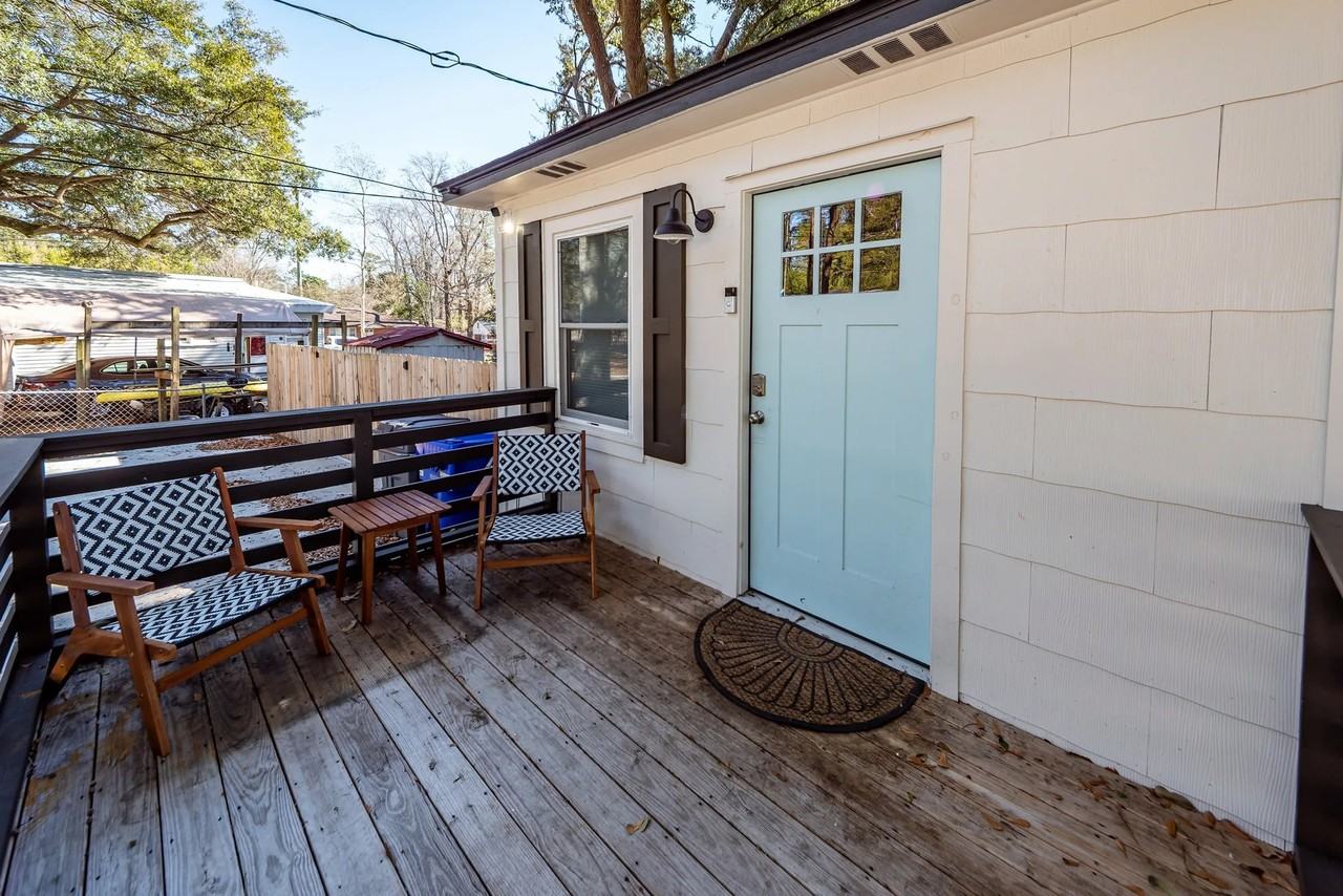 1511 Larry St #1 - Photo 7 of 40