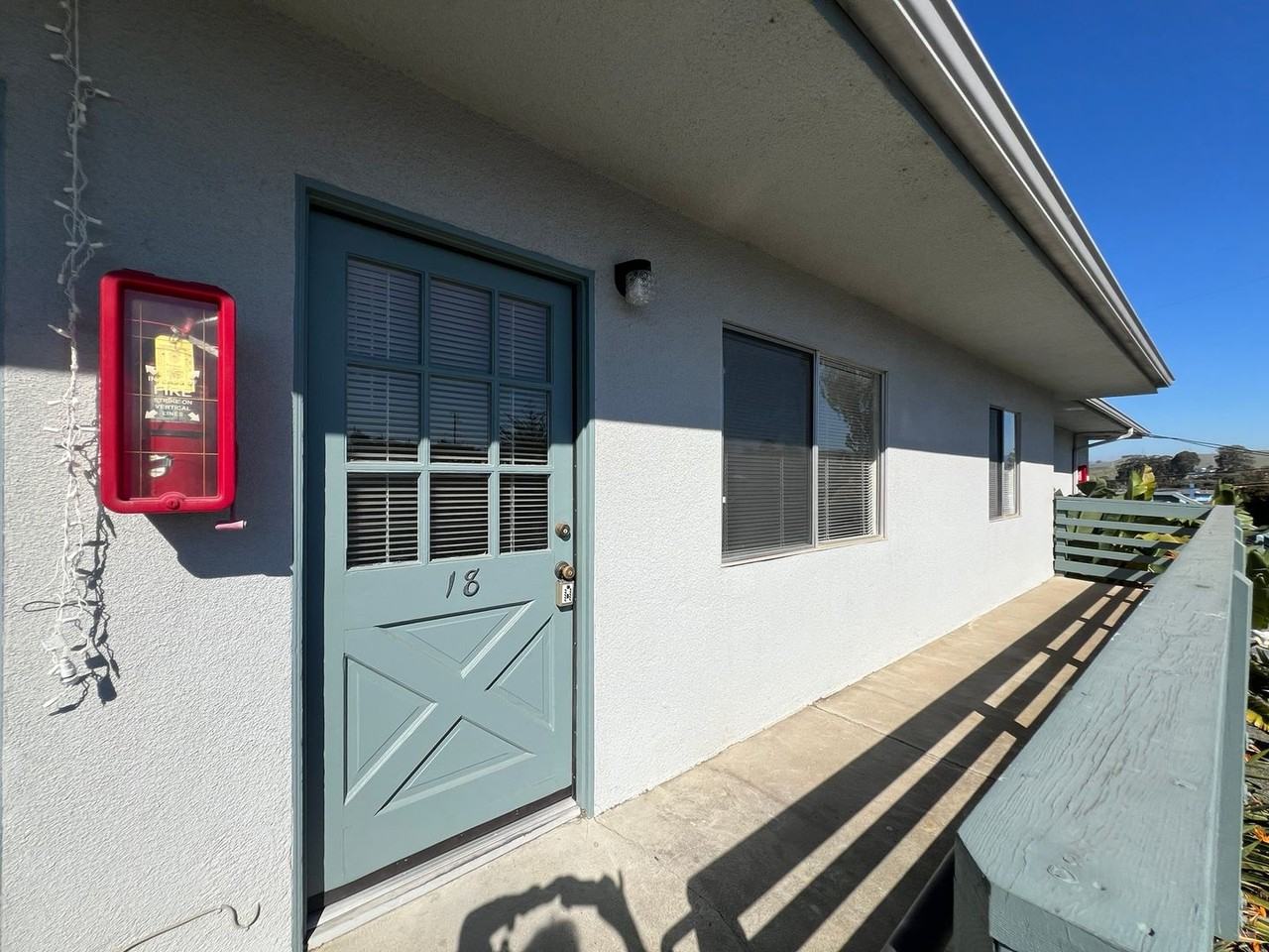 LSHOW485 - Photo 2 of 26