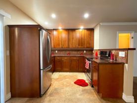 LB0260 - Photo 1 of 1