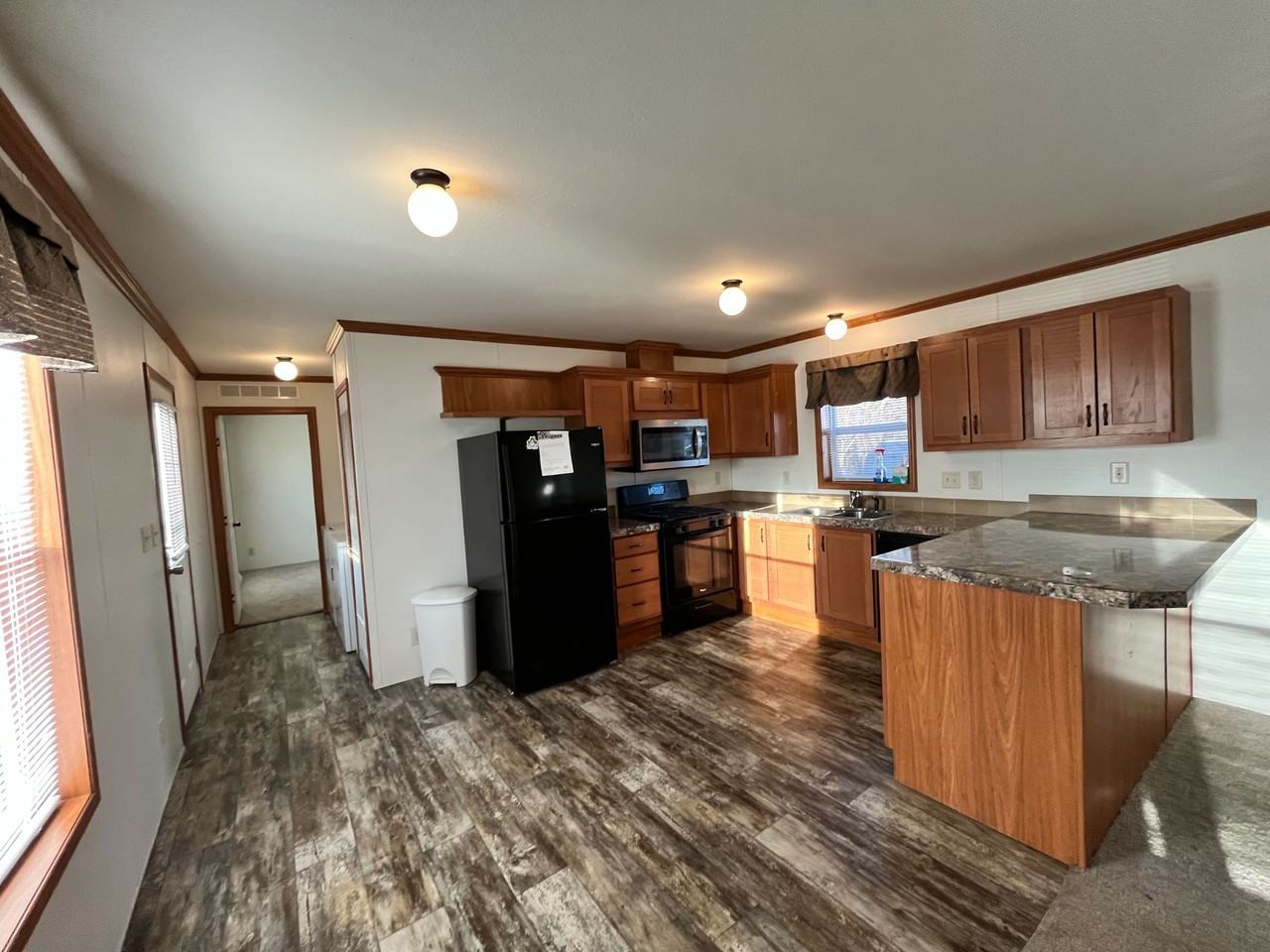 1432 Iowa Dr #T9 - Photo 6 of 28