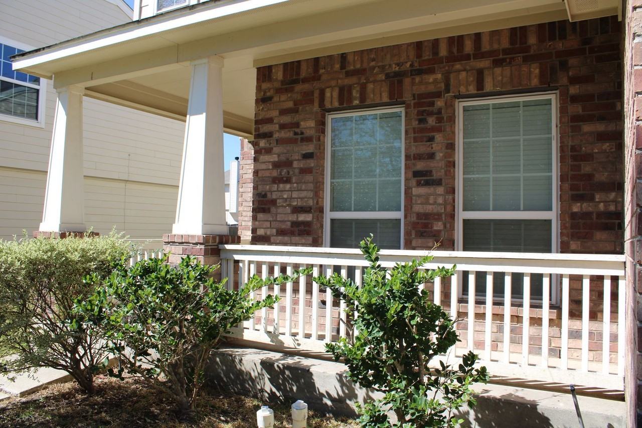 118 Carmel Dr - Photo 3 of 27