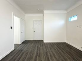 LB0444 RUBS - Photo 1 of 1