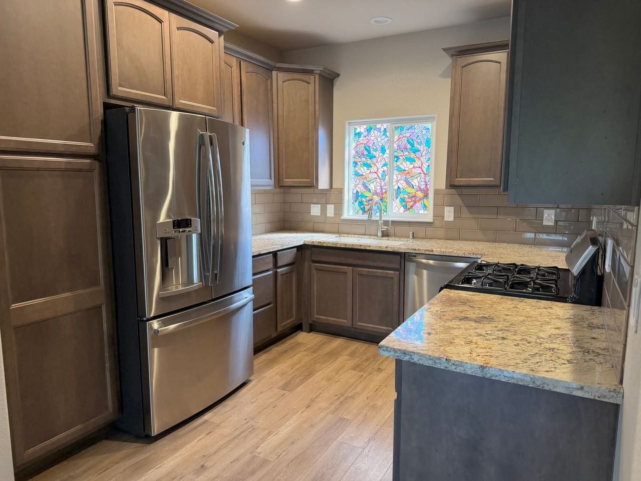 5550 Hanover Ct - Photo 2 of 13