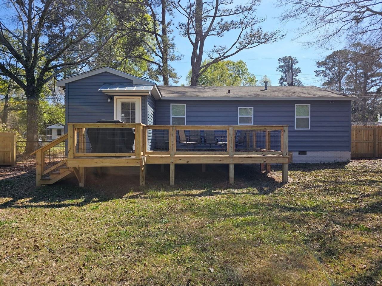 1533 Emily Ave - Photo 6 of 8