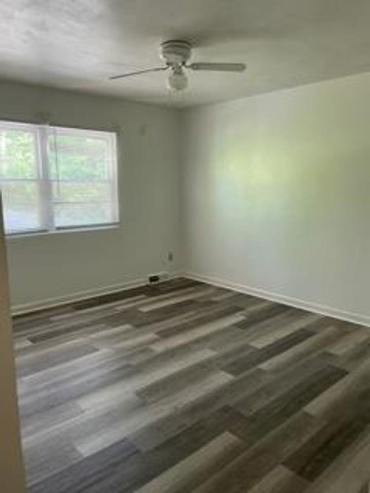 770 Welton Ave Sw - Photo 6 of 10