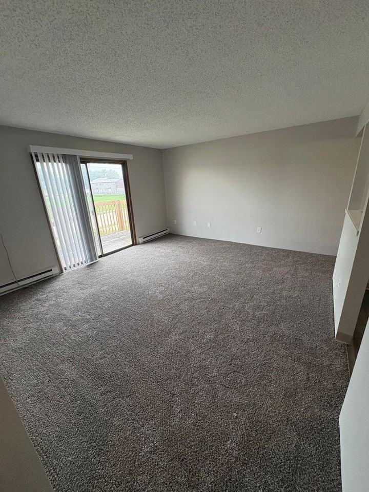 Parkview Apartments - Photo 6 of 13