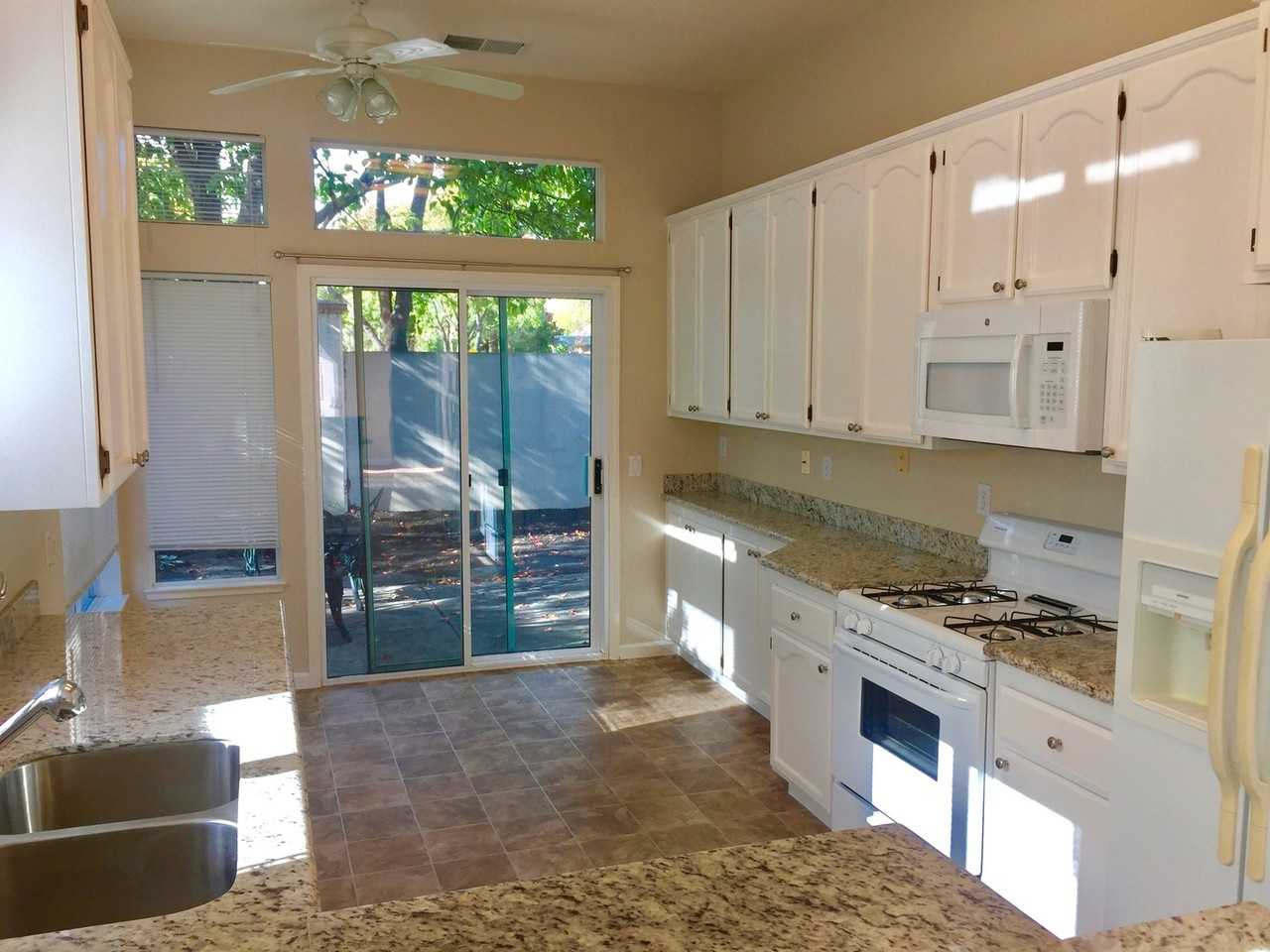 1832 Crispin Dr - Photo 3 of 9