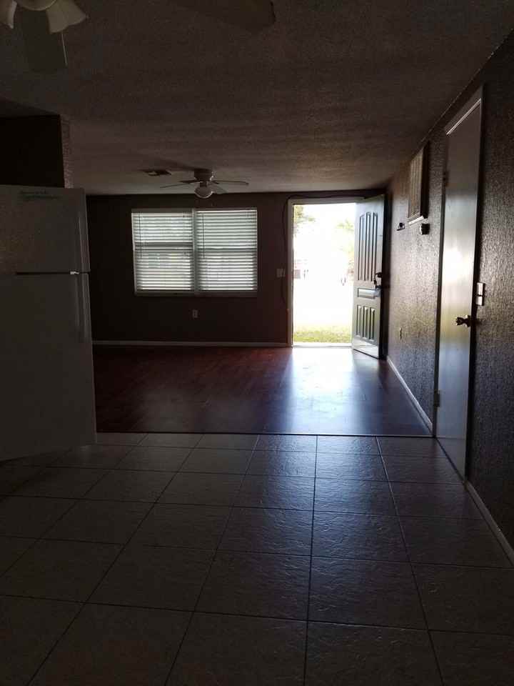 5352 Poinsettia Dr - Photo 6 of 10