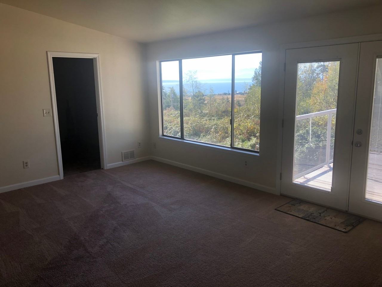 1148 Nimitz Dr - Photo 2 of 18