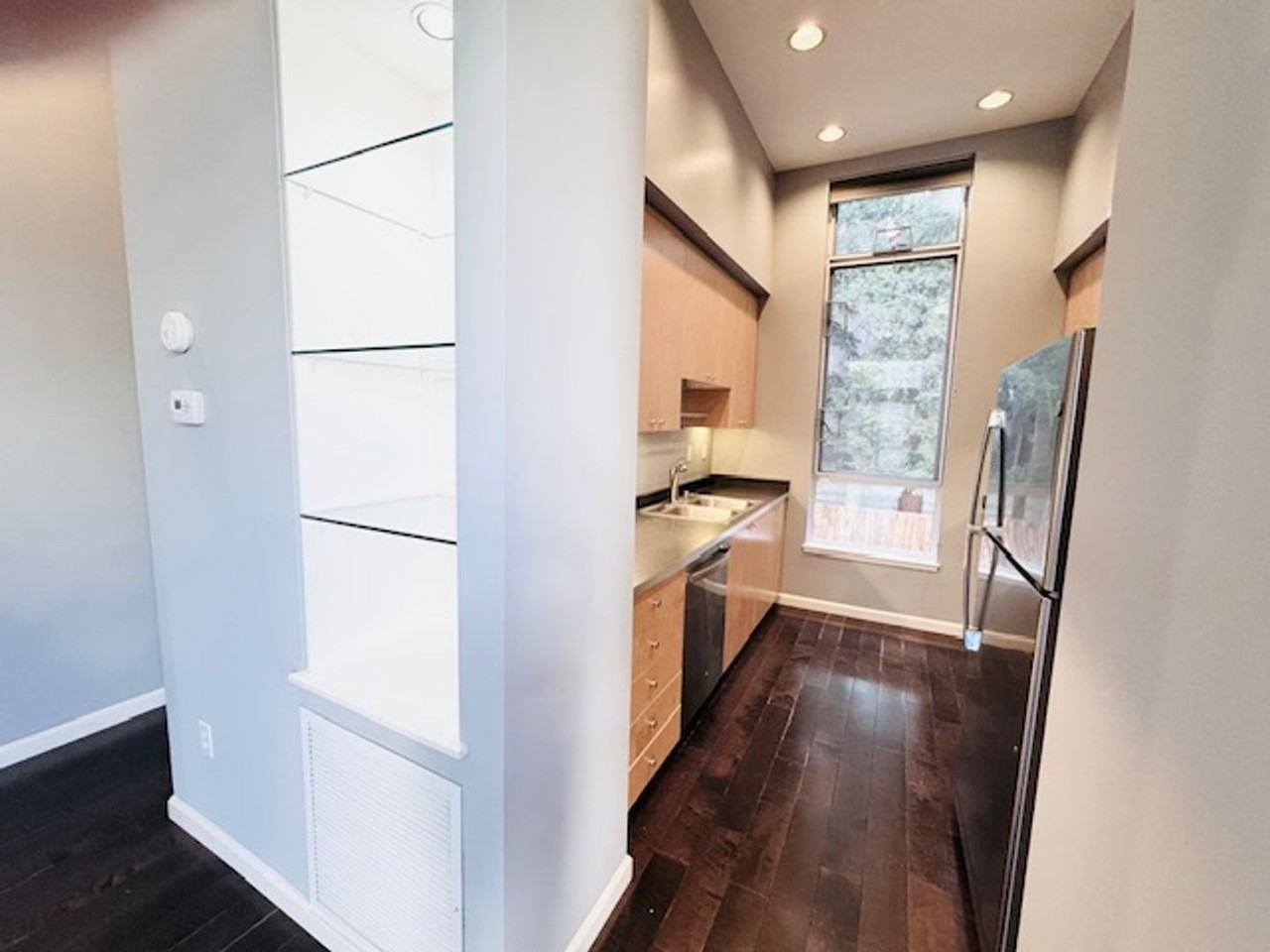 28 Iron Horse Ln - Photo 7 of 20