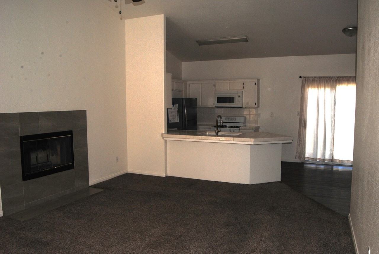 5315 Clover Mountain St - Photo 2 of 14