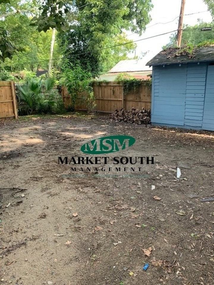 1224 E 38th St - Photo 3 of 9