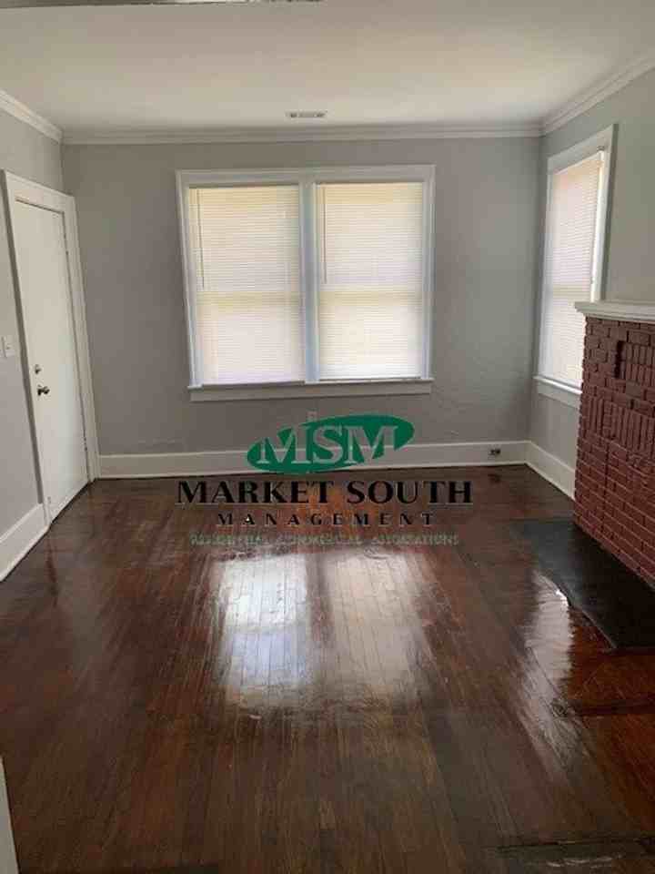 1224 E 38th St - Photo 4 of 9