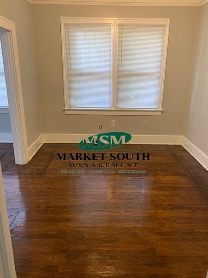 1224 E 38th St - Photo 6 of 9