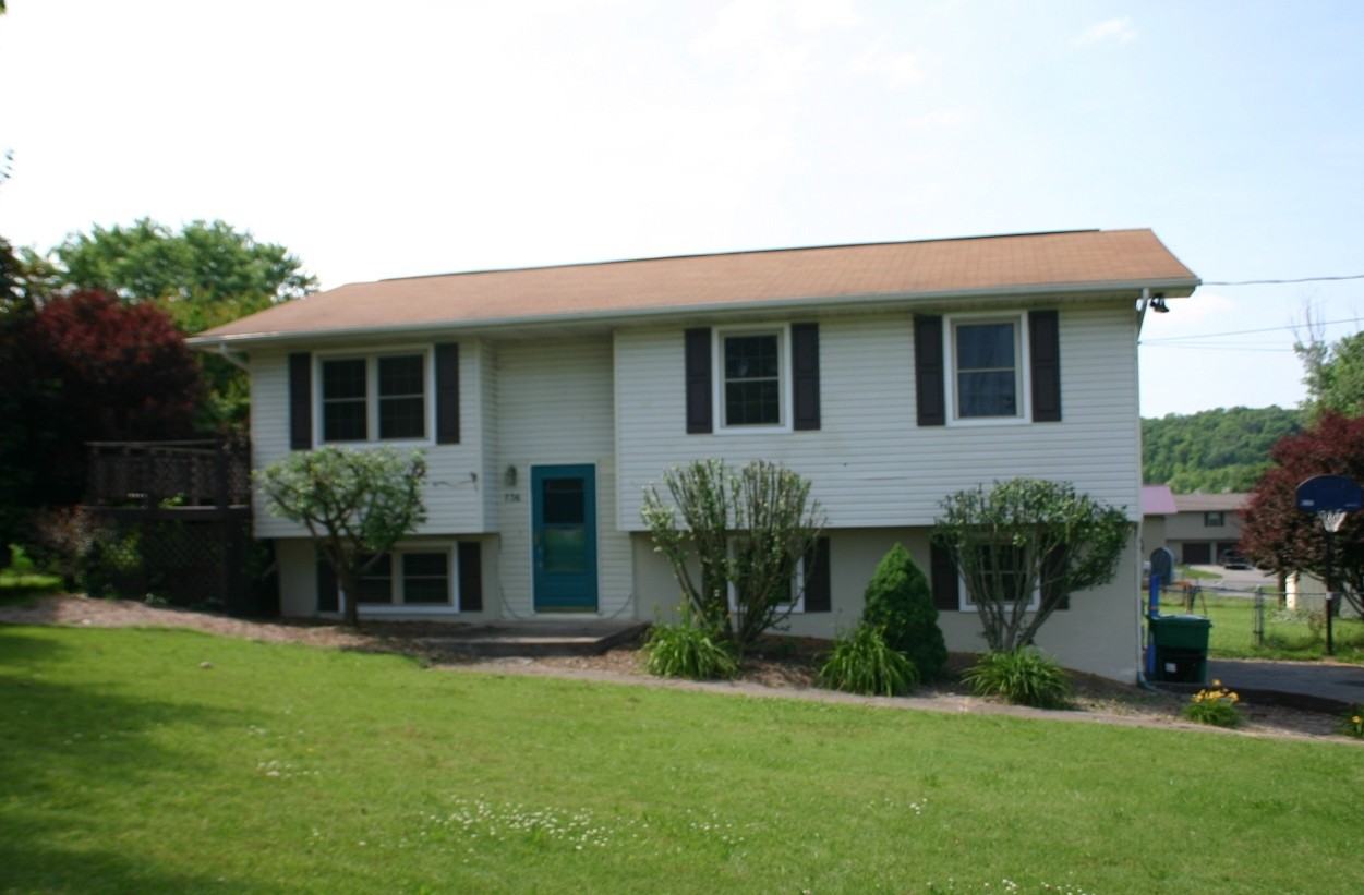 736 Pleasant Valley Rd