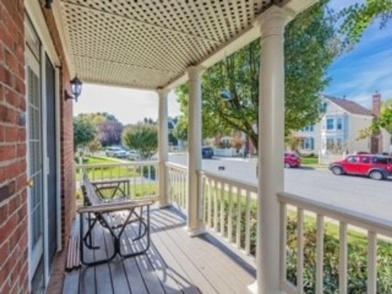 6601 Forsythia St - Photo 3 of 16