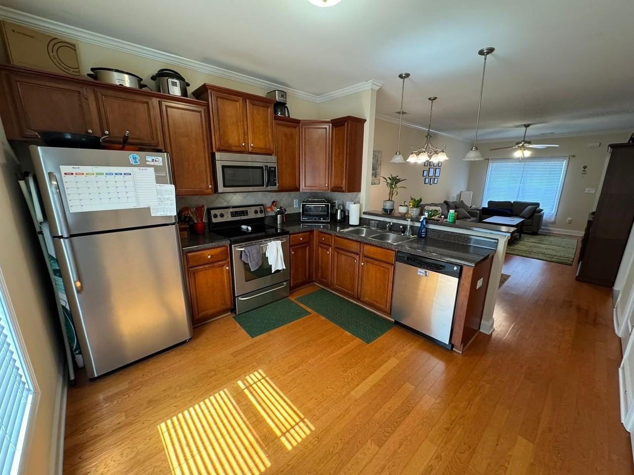 381 Whitehall Rd - Photo 7 of 21