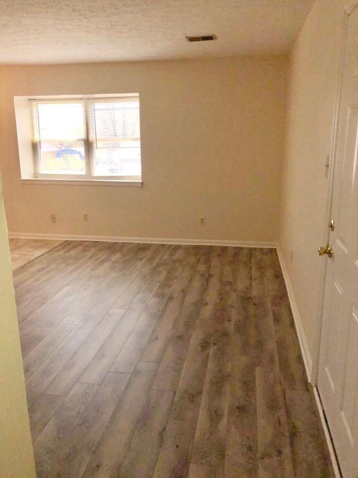 1817 Gerald Dr #F - Photo 4 of 18