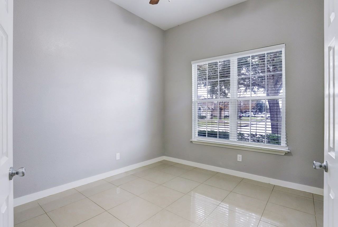 6426 Evening Rose Ln - Photo 5 of 13