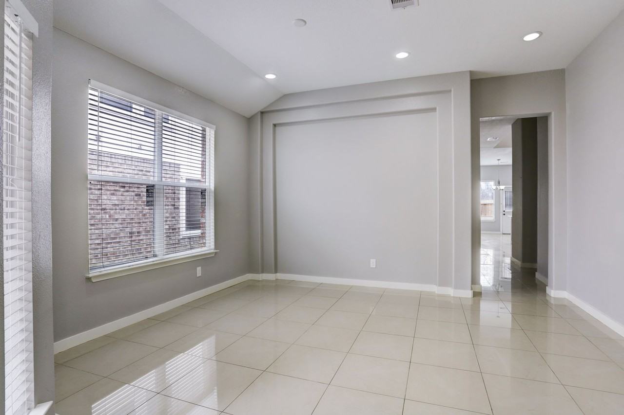 6426 Evening Rose Ln - Photo 6 of 13