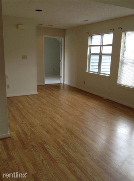 12752 St George St - Photo 3 of 18