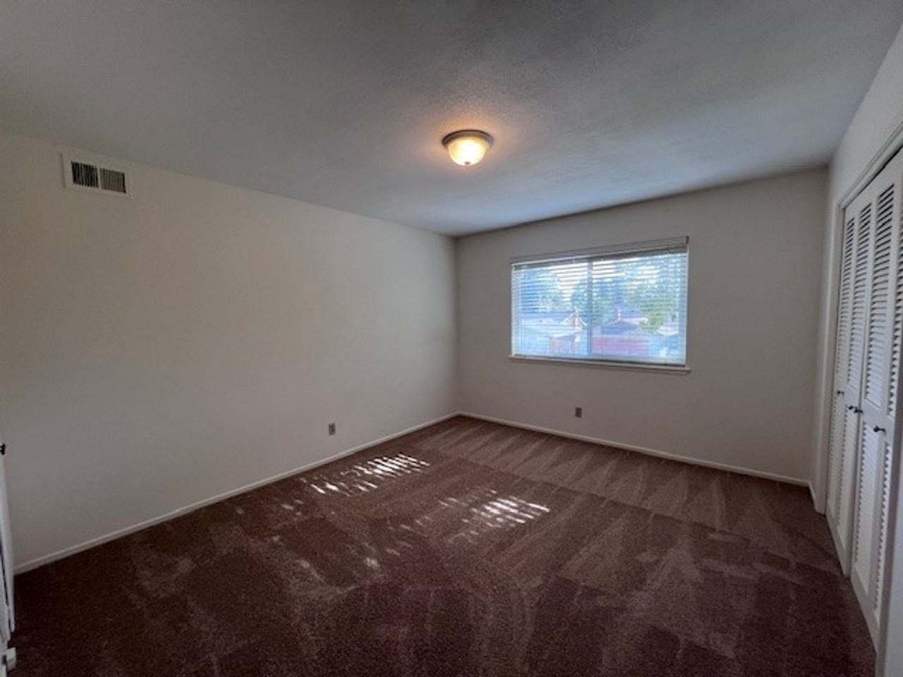 4737 Norm Cir - Photo 3 of 24
