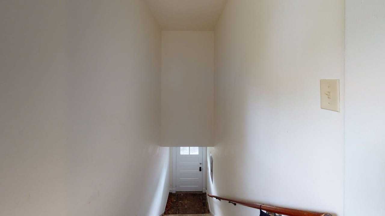 1302 Crozet Ave - Photo 7 of 19